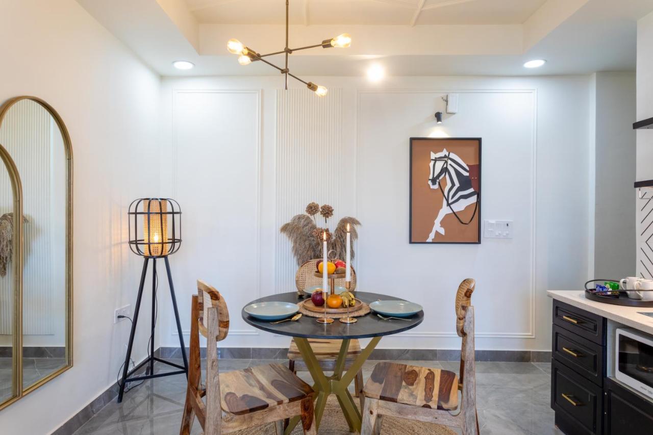 Maison 42- Onetreestays Gurgaon Buitenkant foto